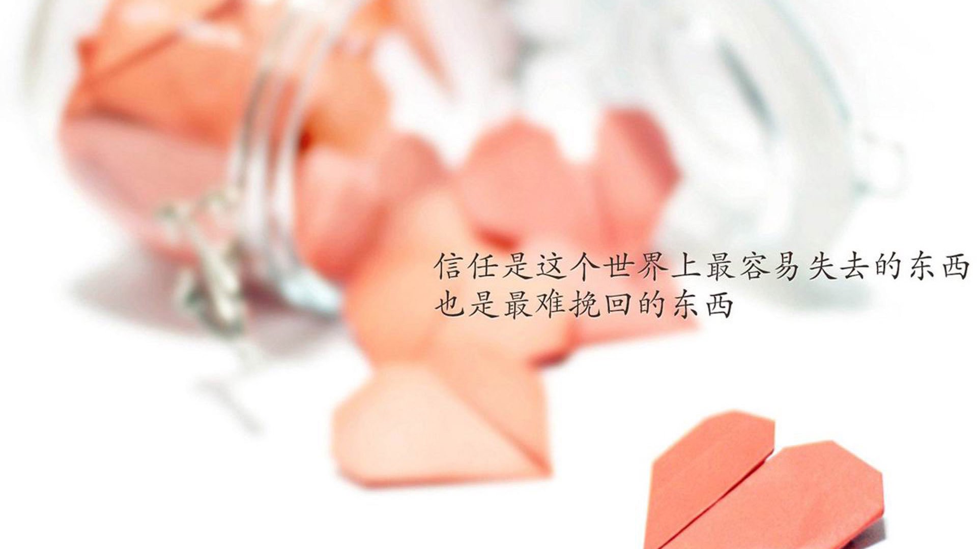 托桑·埃夫布奥姆万在NBA常规赛中贡献11.2分和4.2个篮板，埃托奥和布冯相视一笑