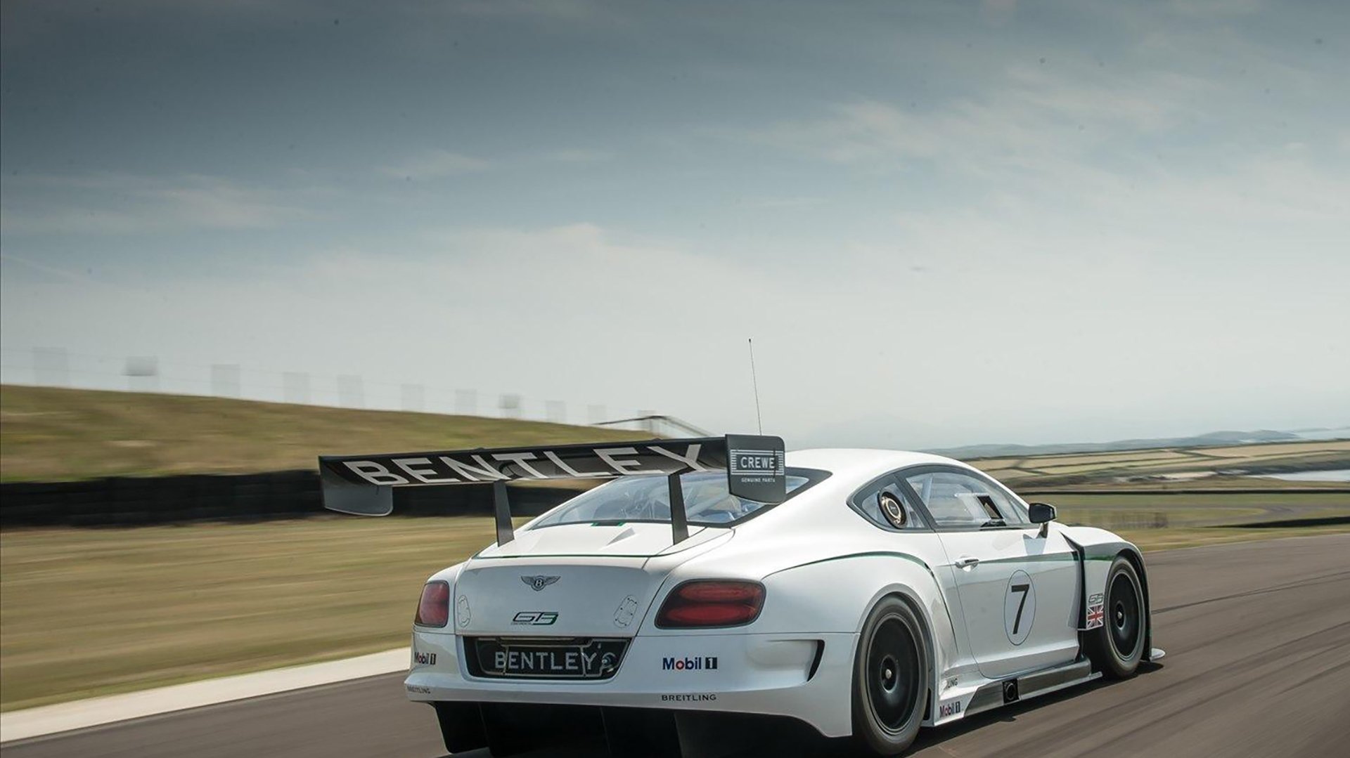 未来科技：虚拟现实和增强互动带来新观感，未来虚拟现实科技是什么样的