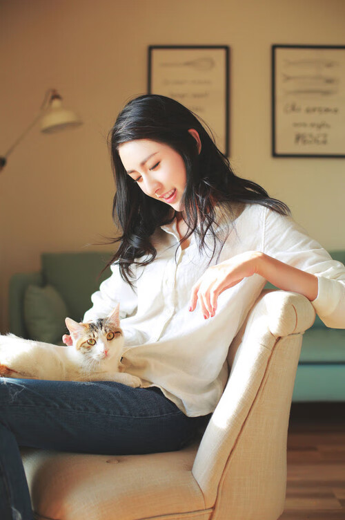 保加利亚队惨遭法国逆转,小组出线压力增加,保加利亚联赛水平