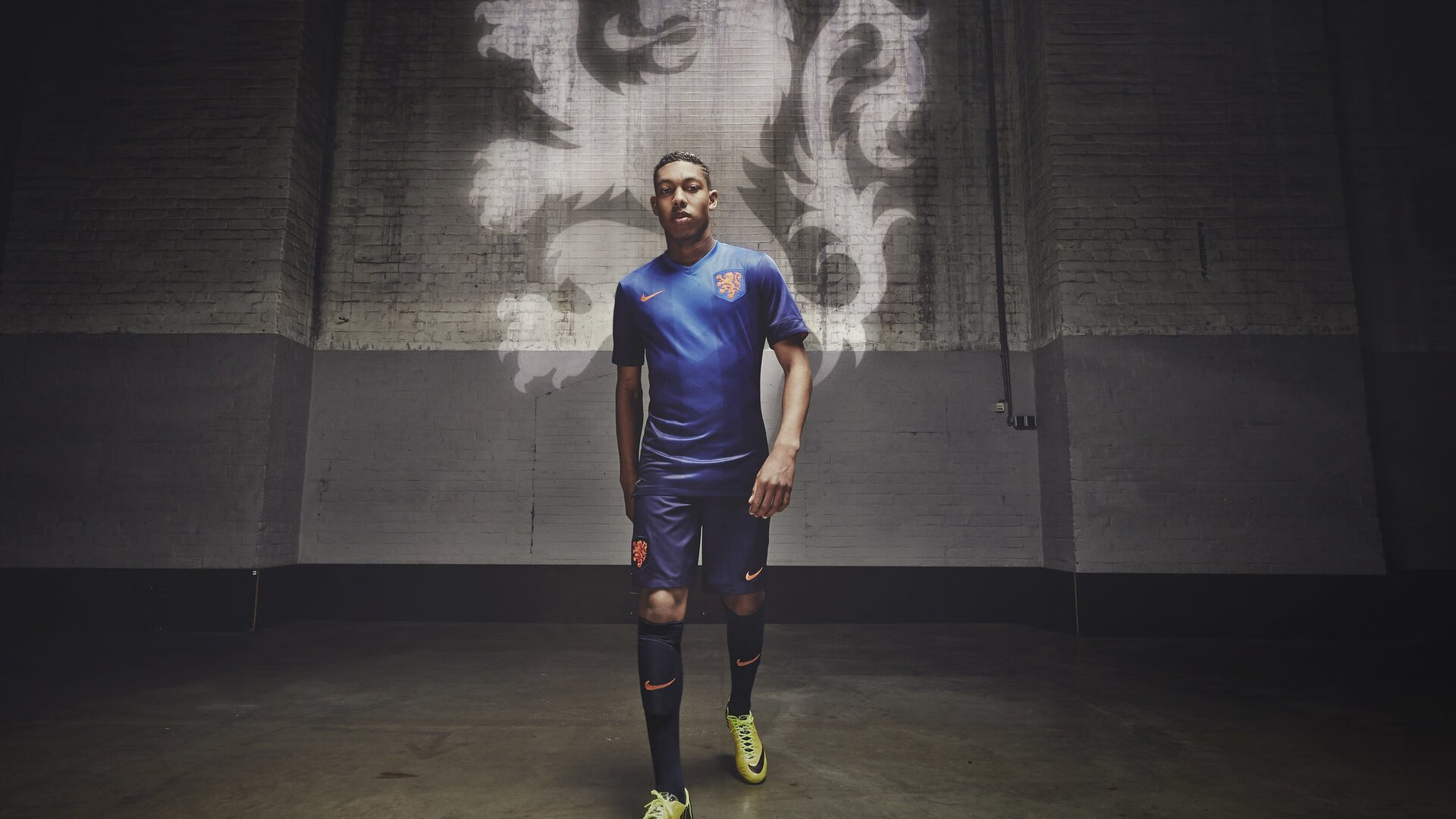 电竞与NBA周边产品打通渠道，电竞与品牌合作