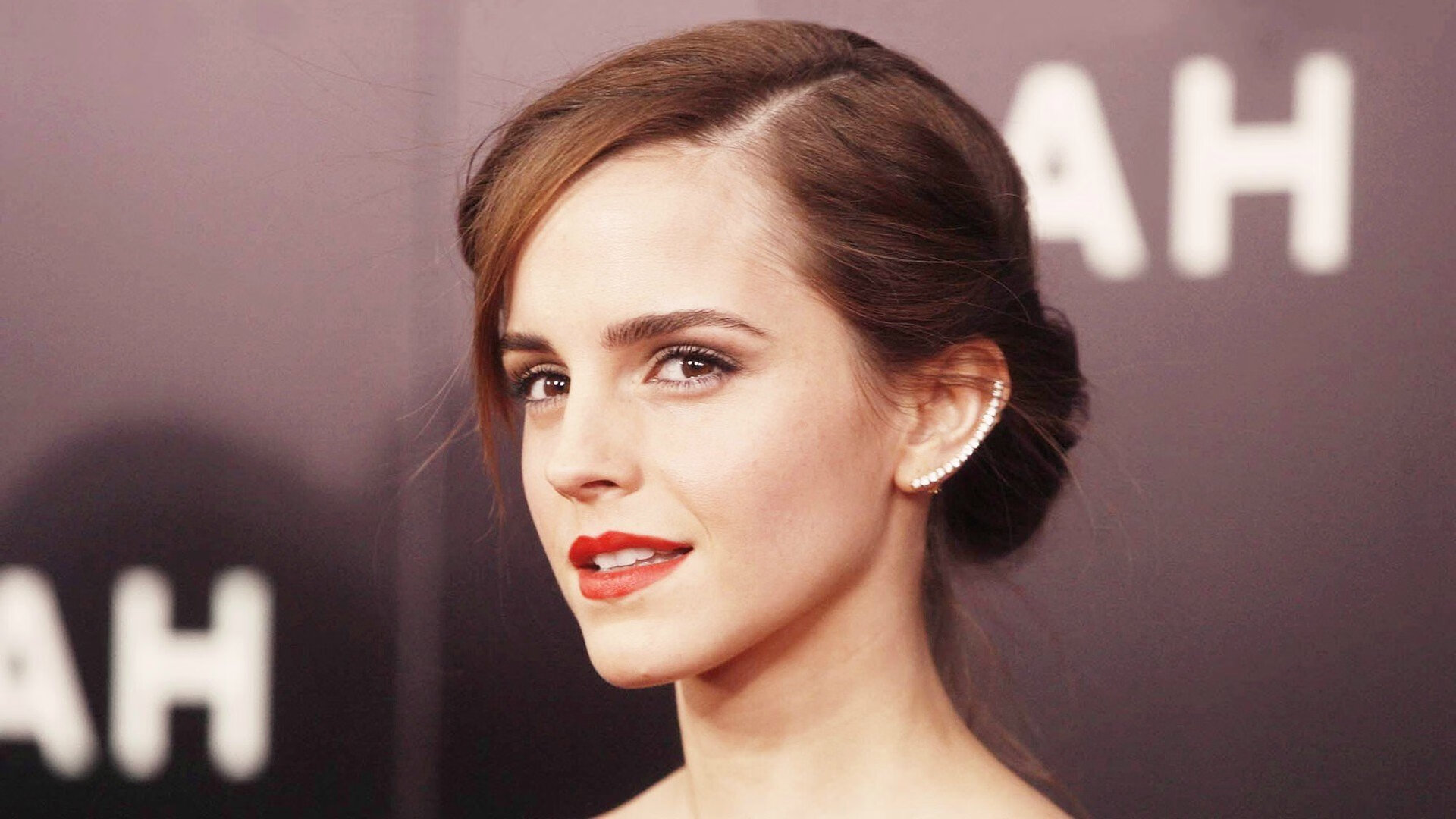 详细阅读:体育新闻中心推动体育视觉影像算法识别工程落地,体育摄影海报 体育新闻中心推动体育视觉影像算法识别工程落地,体育摄影海报